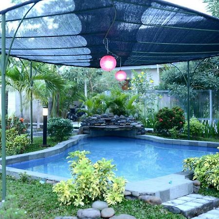 Reddoorz Syariah Plus Near Banyuwangi Airport Exterior foto